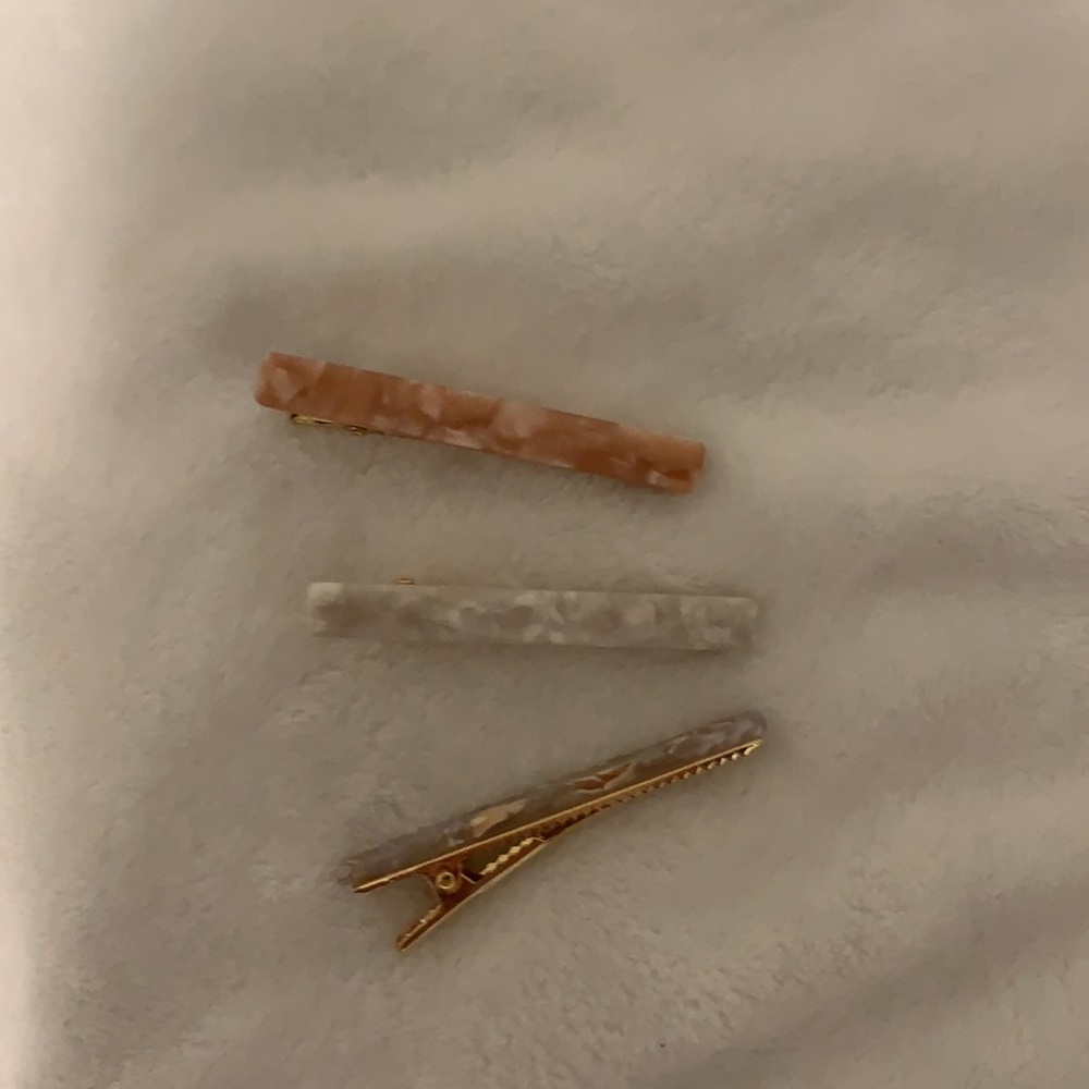 Set of 3 Barrette’s - Picture 4 of 8